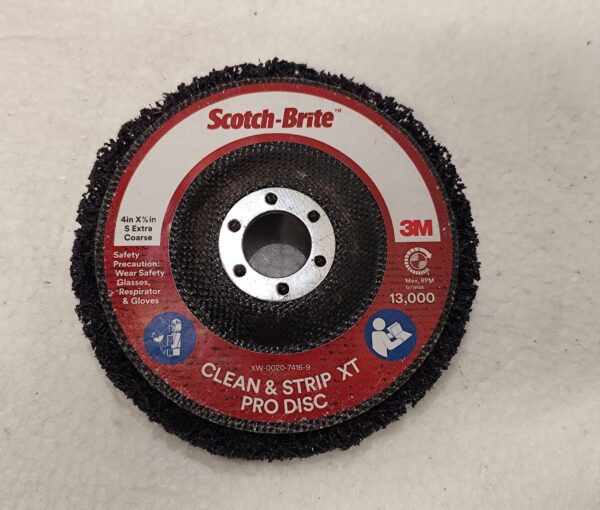 3M Scotch-Brite™ Clean and Strip XT Pro Disc